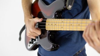 Udemy Slap Bass Beginner Course TUTORiAL screenshot