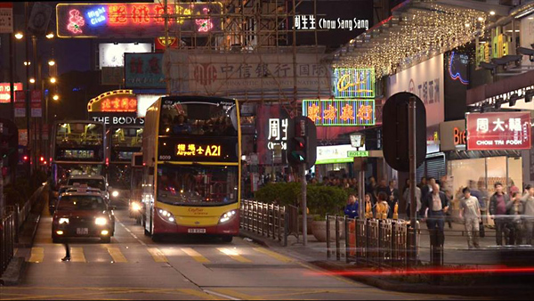 Lynda – The Traveling Photographer: Hong Kong