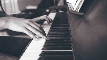 Udemy How to play piano The basics in Easy Online Lessons TUTORiAL screenshot
