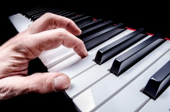 Piano Technique 101 – The Perfect Legato
